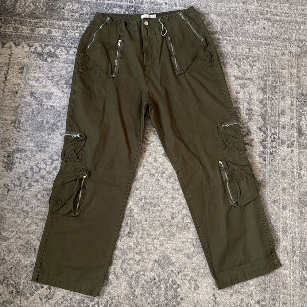 Mnml Green ULTRA BAGGY TACTICAL CARGO PANTS Size 34 Mens